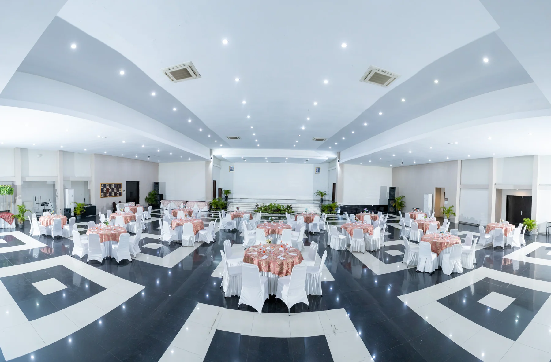 Meeting and gathering space at Tasneem