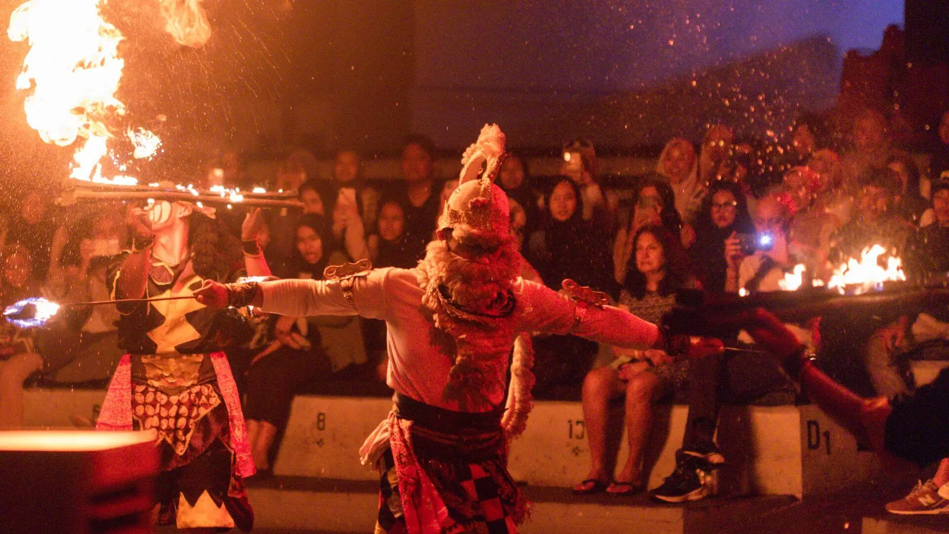 hanoman_fire_ramayana_ballet