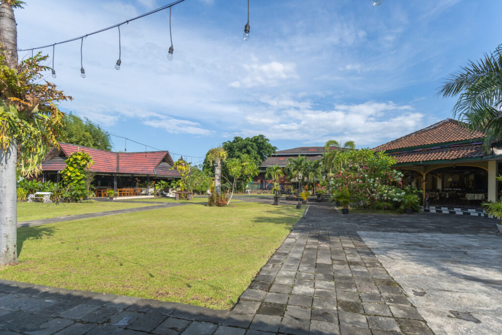 area outdoor tasneem hotel