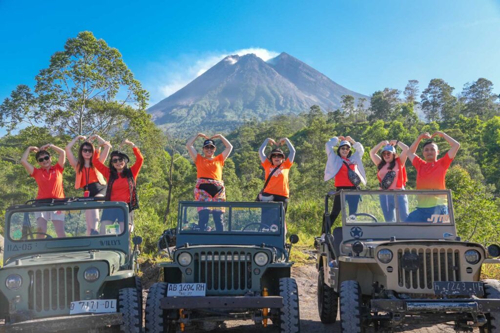 lava tour backgroun merapi